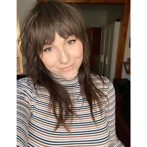 Meet your Posher, Justine